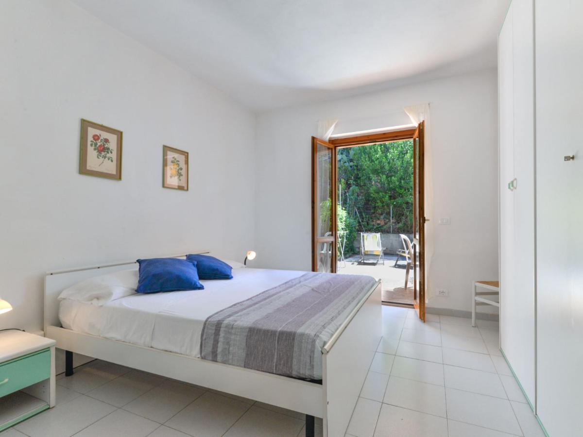 Apartment Cala Rossa-1 By Interhome Nisporto Exterior photo